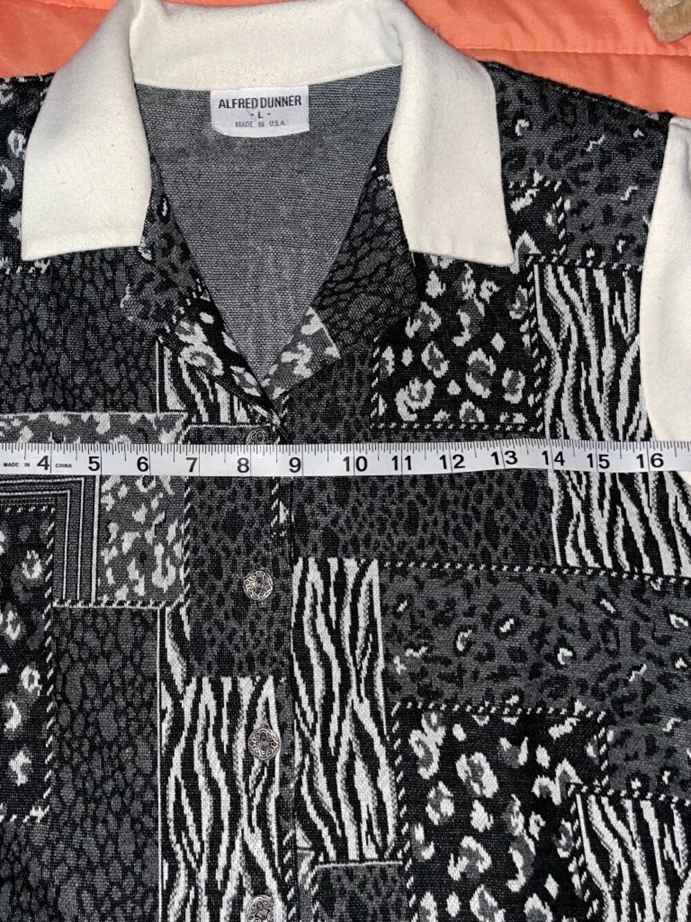 Alfred Dunner patterned button up - Picture 4 of 8